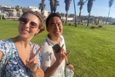 Explore tel aviv and ancient jaffa on foot, taste israeli cuisine, stroll neve tzedek, and discover local stories with a friendly guide. includes translation support.