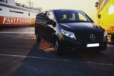 Privater Transfer von Igoumenitsa nach Athen: Mercedes Limousine