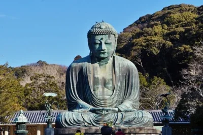 Experience kamakura’s great buddha, hokokuji bamboo garden, and tsurugaoka hachimangu shrine on a private day trip from tokyo with hotel pickup and local guide.