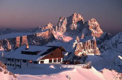 Esquí en Dolomitas: Lagazuoi y 5 Torri desde Cortina d'Ampezzo