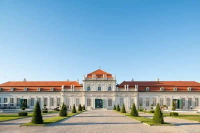 Descubre el belvedere bajo de viena, la orangerie y las caballerizas con una entrada flexible. disfruta exposiciones de arte de primer nivel a tu ritmo, sin necesidad de guía.