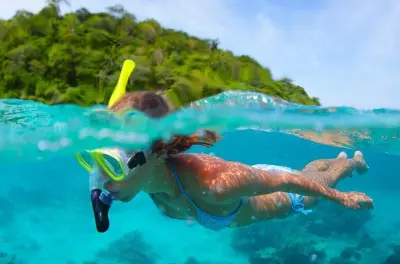 Snorkel em Tunku Abdul Rahman National Park saindo de Kota Kinabalu