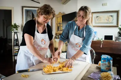 Clase de pasta y tiramisú en Asti: Prepara 2 tipos de pasta