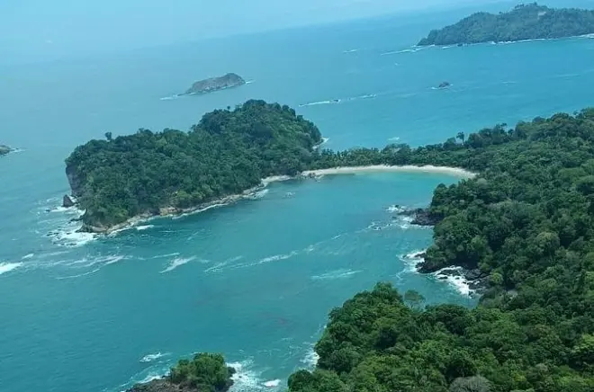 Private Air Transfer Quepos to San Jose Airport: 25 minutes