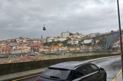 Private Transfer Lisbon to Porto: Peugeot 508 with Driver