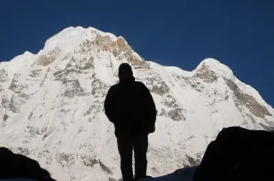 Annapurna Basislager Wanderung ab Kathmandu mit heißen Quellen