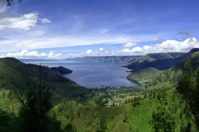 Brastagi Highland & Lake Toba day tour from Medan