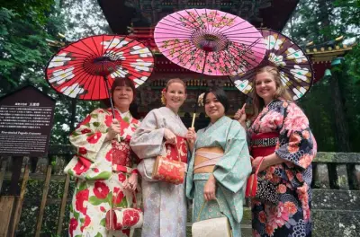 Location de kimono à Nikko avec accessoire cheveux inclus