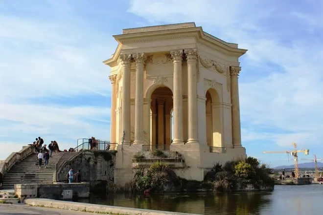 Montpellier a piedi: Strade medievali e promenade