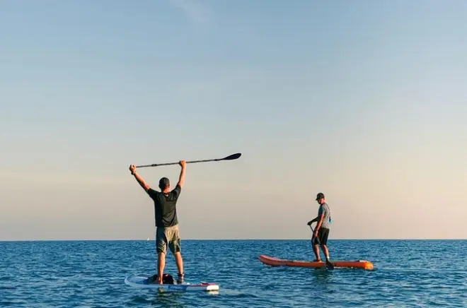 Stand-up paddle à Trincomalee : Accessible aux débutants