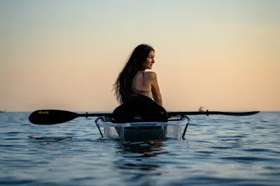 Alquiler de kayak transparente en Pula: Rema en la bahía de Stoja