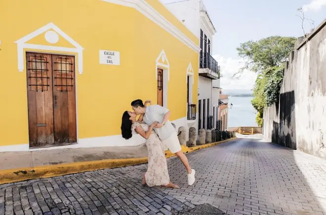 San Juan Private Photoshoot: Capture Your Holiday