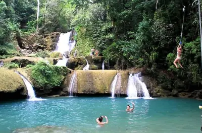 Zipline et baignade aux chutes YS depuis Montego Bay