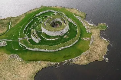 Visite de Lerwick : Clickimin Broch, fort Charlotte et Scalloway