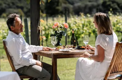 Dégustation premium dans trois vignobles de l’île Waiheke