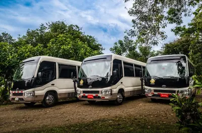 Private Transfer Liberia Airport to La Fortuna: 7–10 Passengers