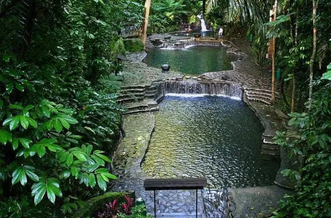 Hidden Valley Springs Resort: Vulkankrater und heiße Quellen erleben