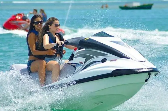 Jetski à Montego Bay : Balade de 30 minutes dans les eaux caraïbes