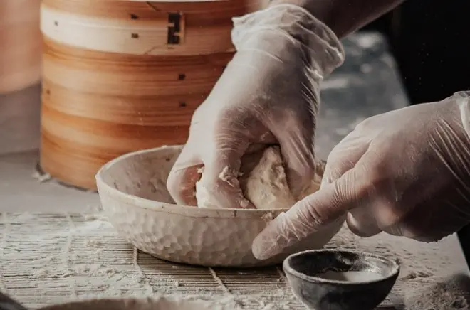 Hong Kong Baking Class: Make Egg Tarts & Mooncakes