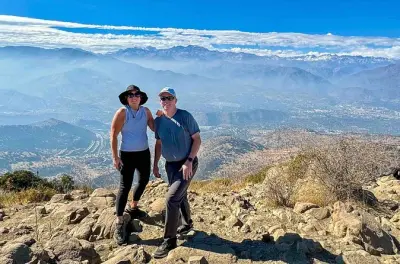 Andes hiking from Santiago: Private trail with wine picnic