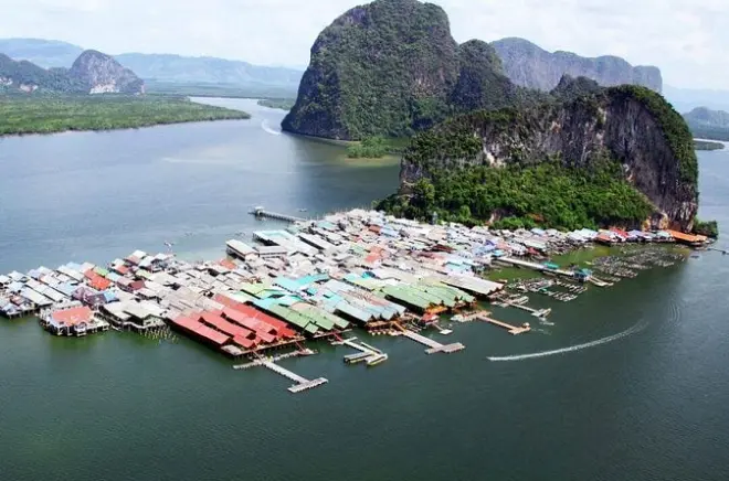 Baie de Phang-Nga et île James Bond en bateau depuis Krabi
