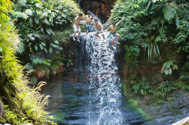 Carpishoyacu-Wasserfall & San José Thermalbäder ab Tarapoto