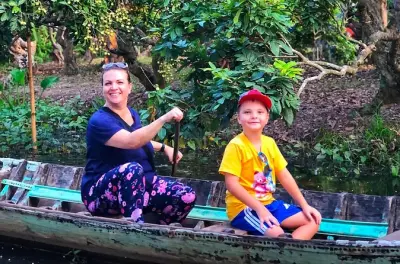 Tour de barco pelo delta do Mekong: Fazenda de peixes, vila e pomar