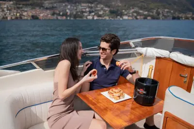 Privater Bootsausflug Comer See: Villen & Wasserfall ab Bellagio