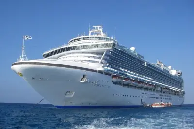 Private Transfer Rotterdam Cruise Port to Schiphol Airport