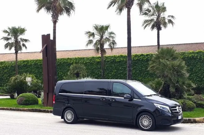 Privater Flughafentransfer Palermo Marsala Hafen mit Abholung