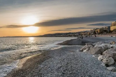 Transfert privé Cannes Nice avec chauffeur anglophone