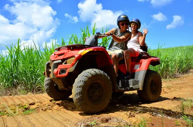 Tour en quad por Mauricio: Acantilados y cascadas de Gris-Gris