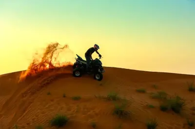 Experiencia guiada en quad por el desierto de Ras al Khaimah
