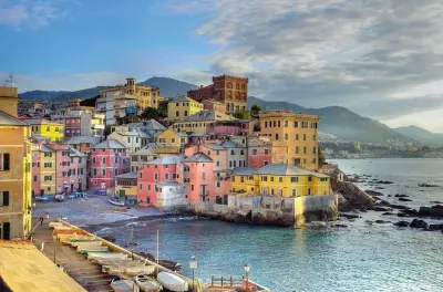 Private Chauffeur in Genoa: 4 or 8 Hours with Your Own Driver