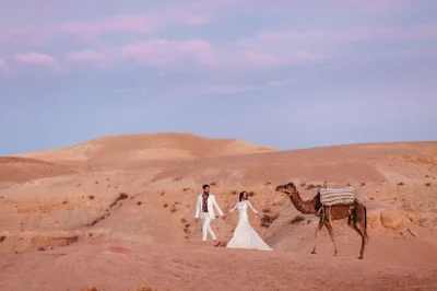 Excursion d’une journée depuis marrakech : découvrez les montagnes de l’atlas, villages berbères, désert d’agafay, balade à dos de chameau, déjeuner local et thé à la menthe. prise en ch