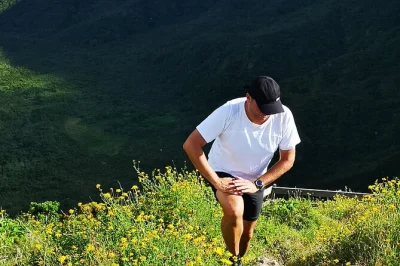 Explore faial’s caldeira on a private half-day hike. walk the 7 km rim, enjoy island views, and experience untouched nature with local guides.