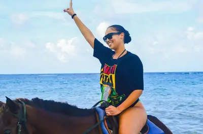 Equitazione e rafting su zattera di bambù a Montego Bay