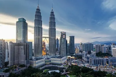 Kuala Lumpur depuis Port Klang : Batu Caves et tours Petronas