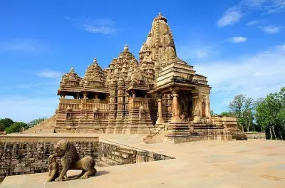 Khajuraho temples tour: Western Group with guide and lunch