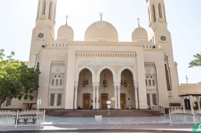 Step inside old dubai at al fahidi fort, see jumeirah beach’s white sand, wander the gold souk, and ride along sheikh zayed road—includes hotel pickup.