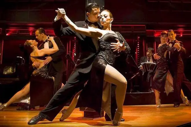 El Querandi tango show em Buenos Aires: Jantar e dança