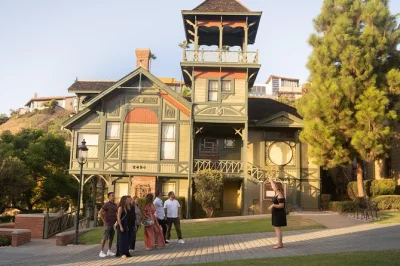 San diego old town entdecken: tequila probieren, frische tacos genießen und spannende geschichten von whaley house bis el campo santo hören.
