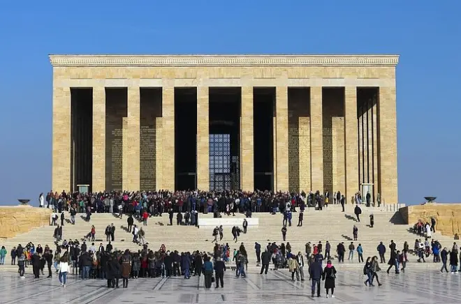 Ankara : Musée anatolien, citadelle et mausolée d’Atatürk
