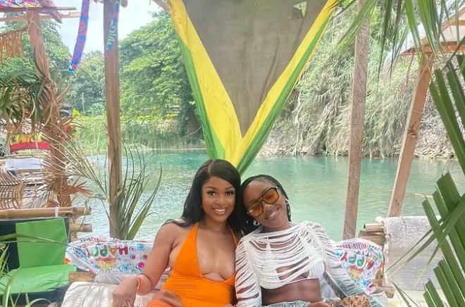 Blue Hole Rafting in Ocho Rios: Bambusfluss-Abenteuer