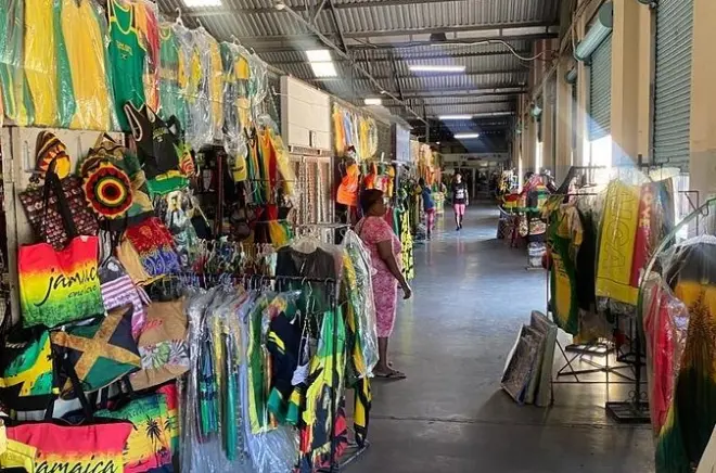 Tour privado de un día a Kingston desde Ocho Ríos: Museo Bob Marley