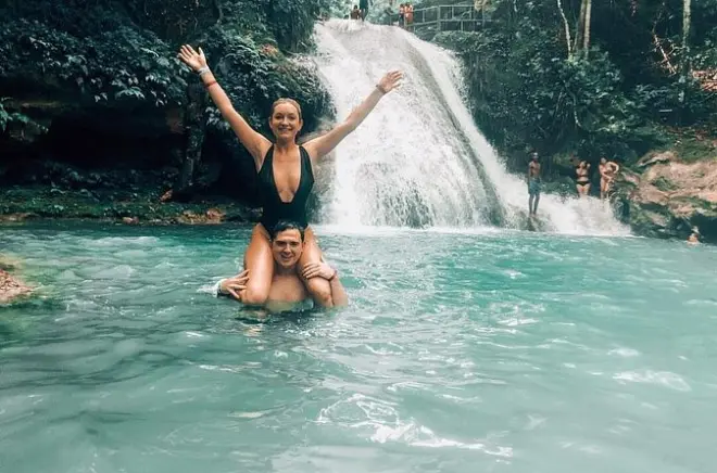 Ocho Rios Wassererlebnis: Blue Hole, Tubing & Dunn's River