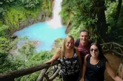 Cascata Rio Celeste e osservazione dei bradipi da San Jose