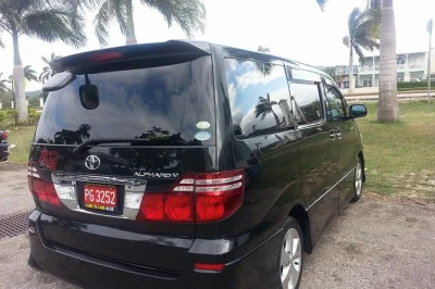 Montego bay, grand palladium, transfert privé direct sans attente ni arrêts partagés. chauffeur local, climatisation, prise en charge facile à l’aéroport.