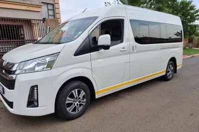 Johannesburg Flughafentransfer: Privater Shuttle Sandton Rosebank