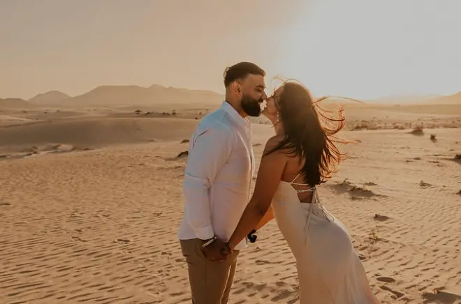 Session photo privée pour couple : Dunes de Corralejo, Fuerteventura